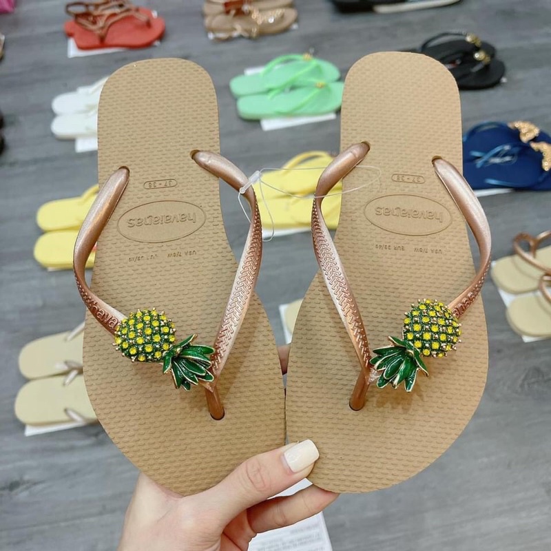 Gold đậm mix charm khóm