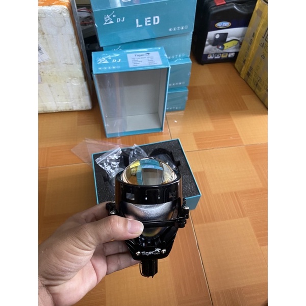 Bi Tiger Led 3.0 lắp đèn pha, cốt xe ô tô chân zin H4