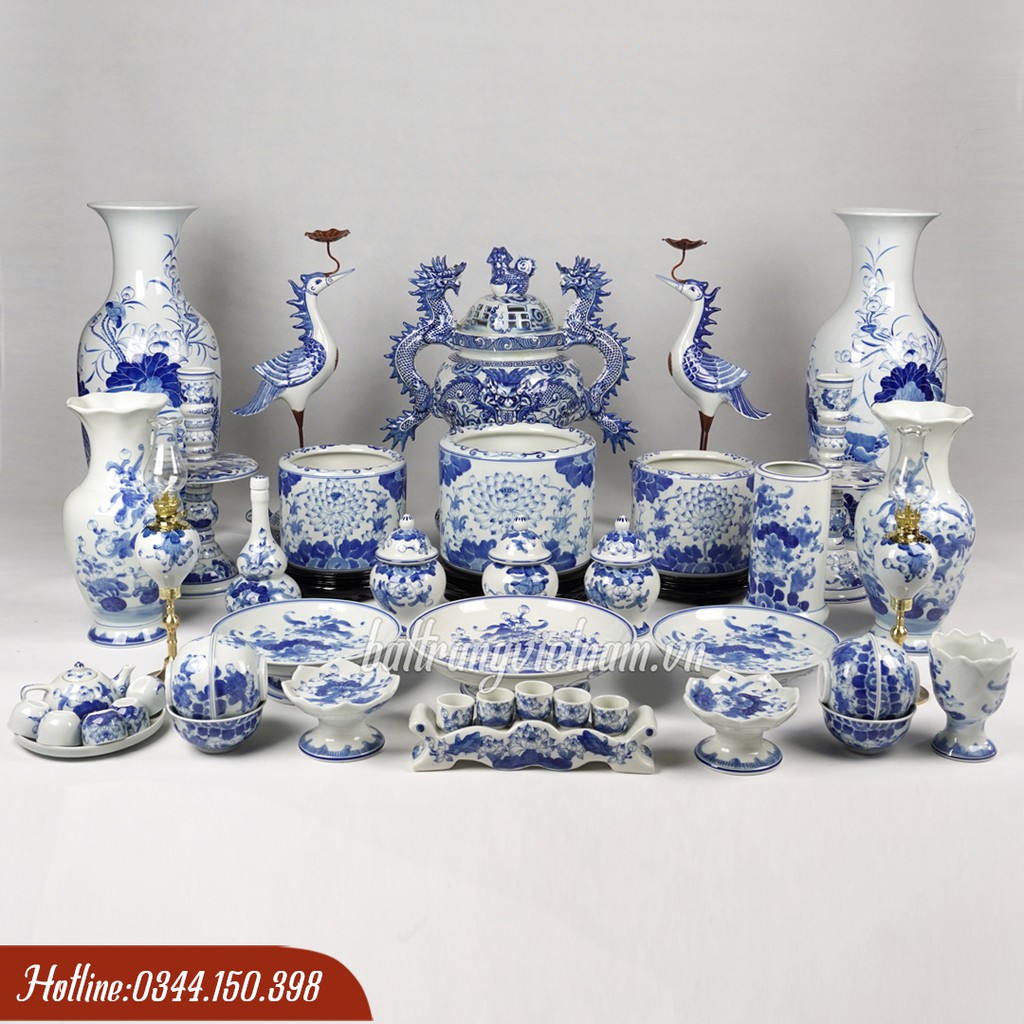 Bộ đồ thờ men lam Bát Tràng đầy đủ (Cho ban 197x110cm)