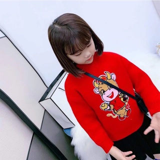 Áo nỉ đỏ ấm áp cho bé yêu
