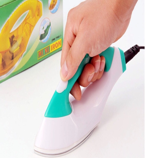 Bàn ủi mini
