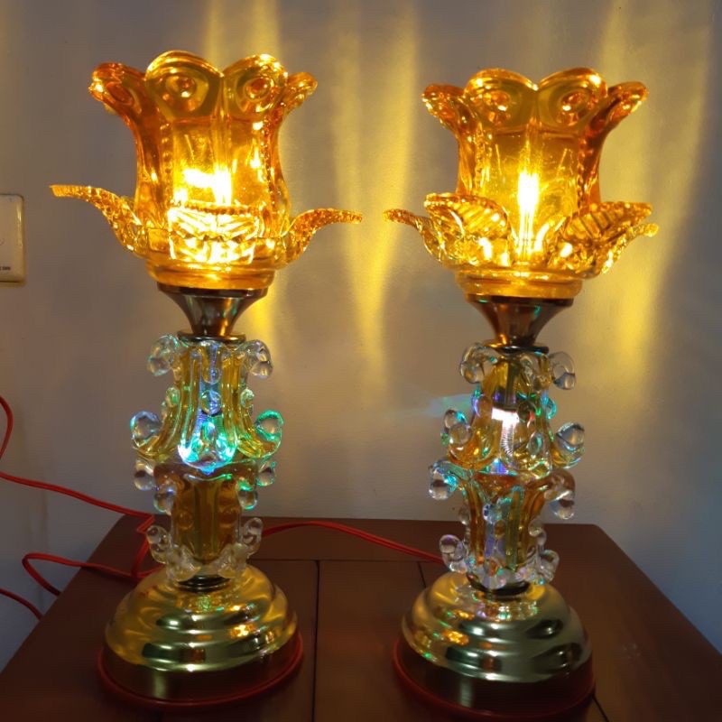 ĐÈN THỜ LED THUỶ TINH HOA SEN CAO 30cm