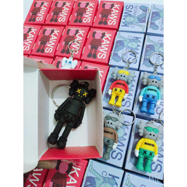 Móc khóa KAWS Fullbox. ( hàng sẵn )