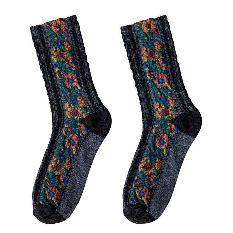 2021 Winter New Retro Women Socks Palace National Style Pattern Printed embroidery Socks Mid-length Personalized Cotton Socks