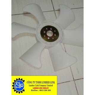 Cánh quạt làm mát của xe nâng tcm động cơ 4jg2 - radiator fan for 4jg2 engine of tcm forklift.