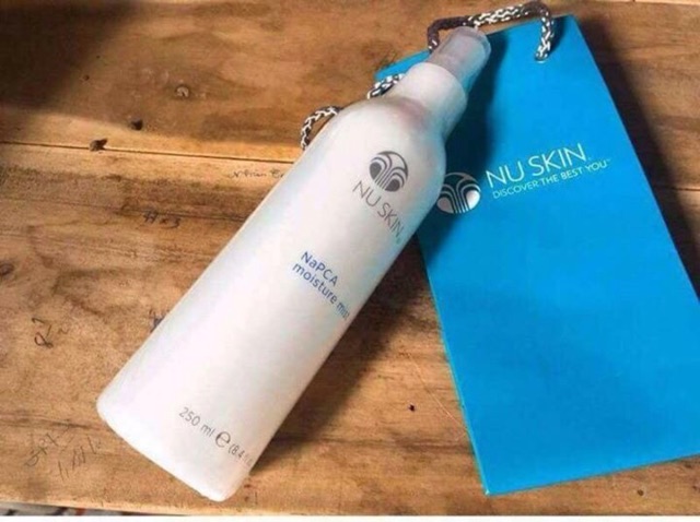 XỊT KHOÁNG NUSKIN NAPCA MOISTURE MIST NUSKIN – DƯỠNG ẨM NHẸ DẠNG PHUN SƯƠNG