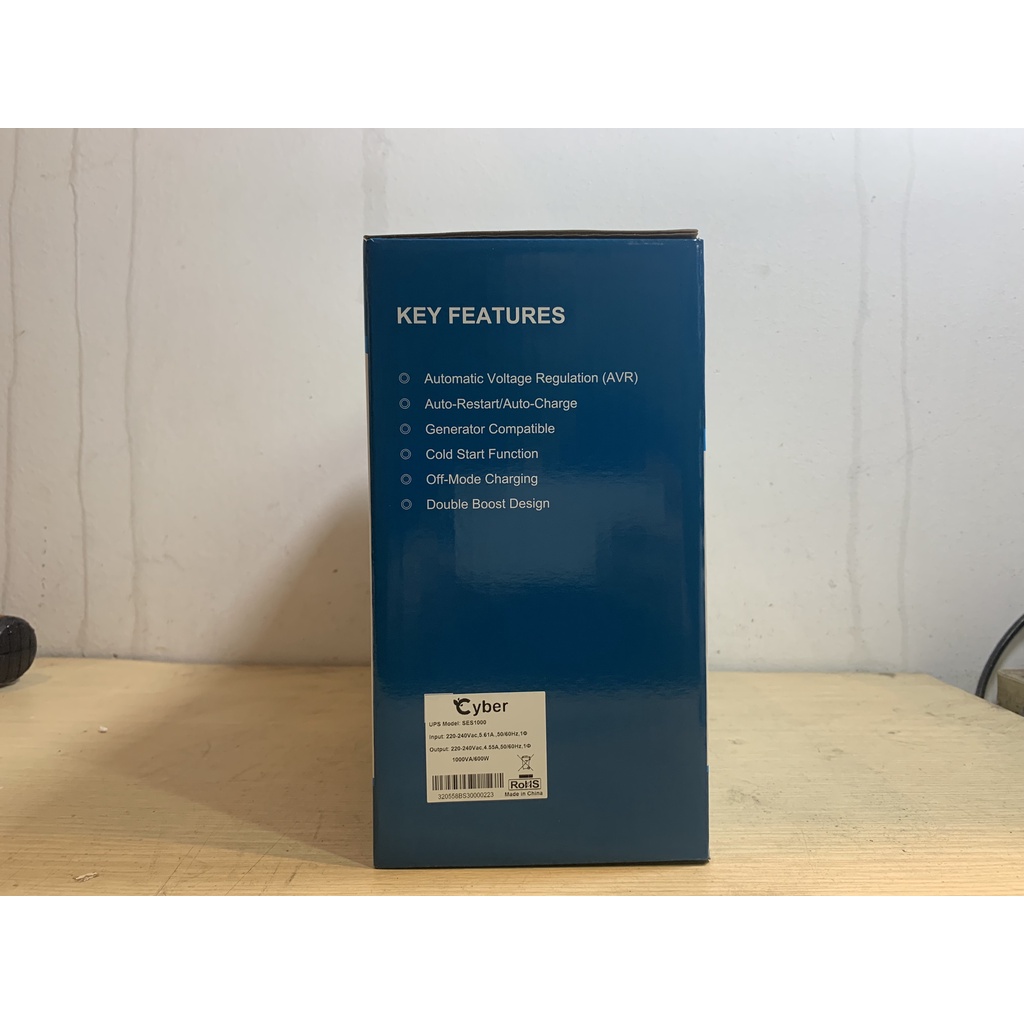 Bộ lưu điện 1000VA, UPS Line InterActive Cyber SES1000 chuyên dùng cho máy tính để bàn