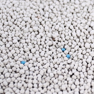 Cát Vệ Sinh Cho Mèo Bentonite ( Đất Sét ) 5L