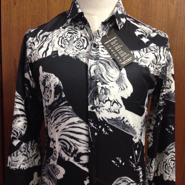 Áo sơ mi hình hổ 3D màu đen | BigBuy360 - bigbuy360.vn