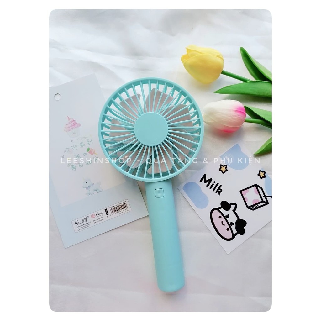 Quạt tích điện mini, quạt mini cầm tay cute đầy đủ phụ kiện ( đế, dây sạc) giá rẻ tiện dụng