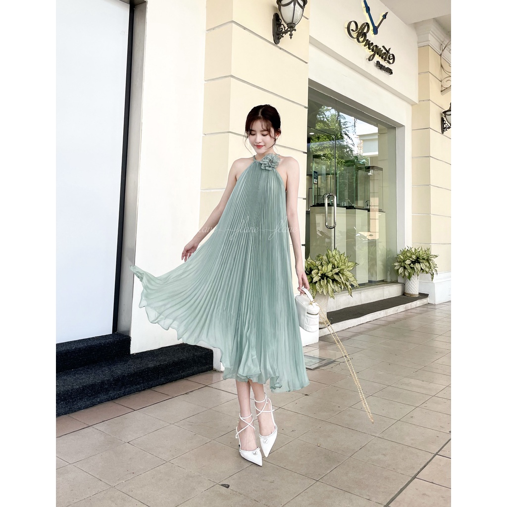 váy yếm xanh xếp ly - Thiết kế Flane