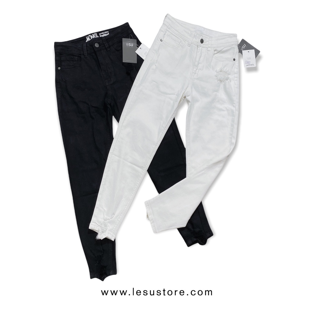 ẢNH TỰ CHỤP Quần Jeans Boyfriend Rách Đùi Rách Lai