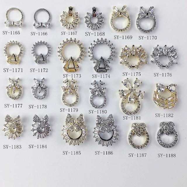 Charm đính móng tay chân