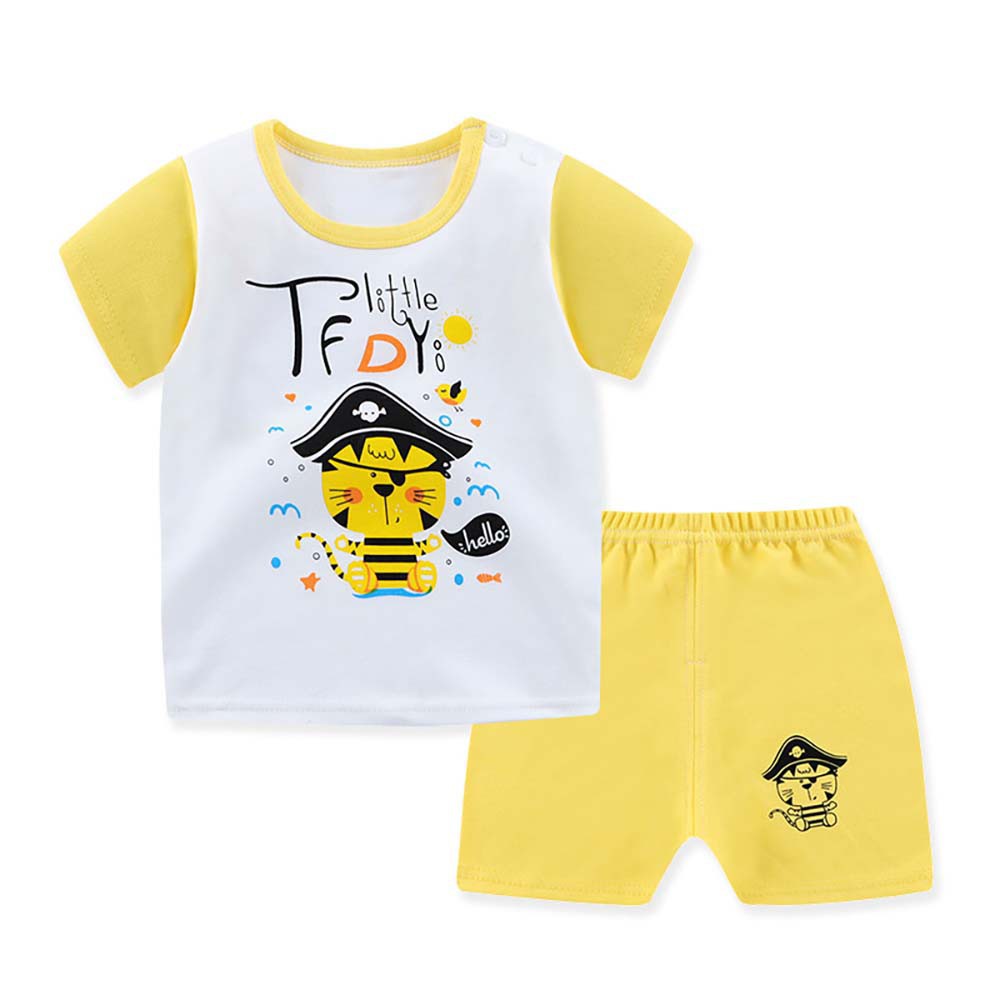 Set 2 Món Áo Thun Cổ Tròn &amp; Quần Short Cho Bé