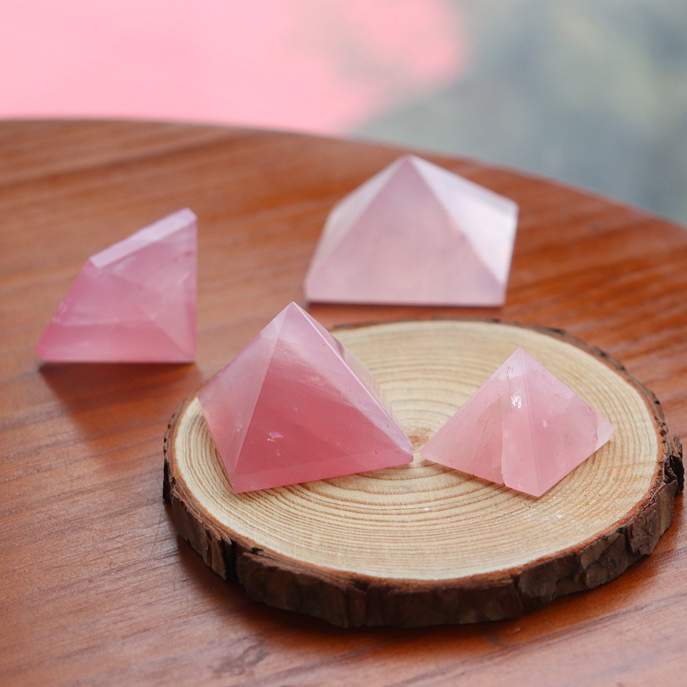 Đá Thanh Tẩy Kim Tự Tháp Rose Quartz Size Lớn 3-4-5 Cm DA47