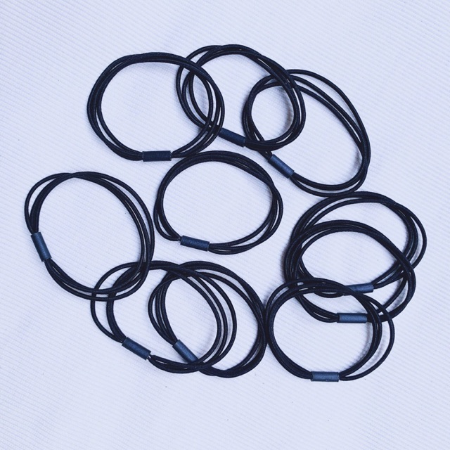 Cột tóc thun đen ( 1 cái )