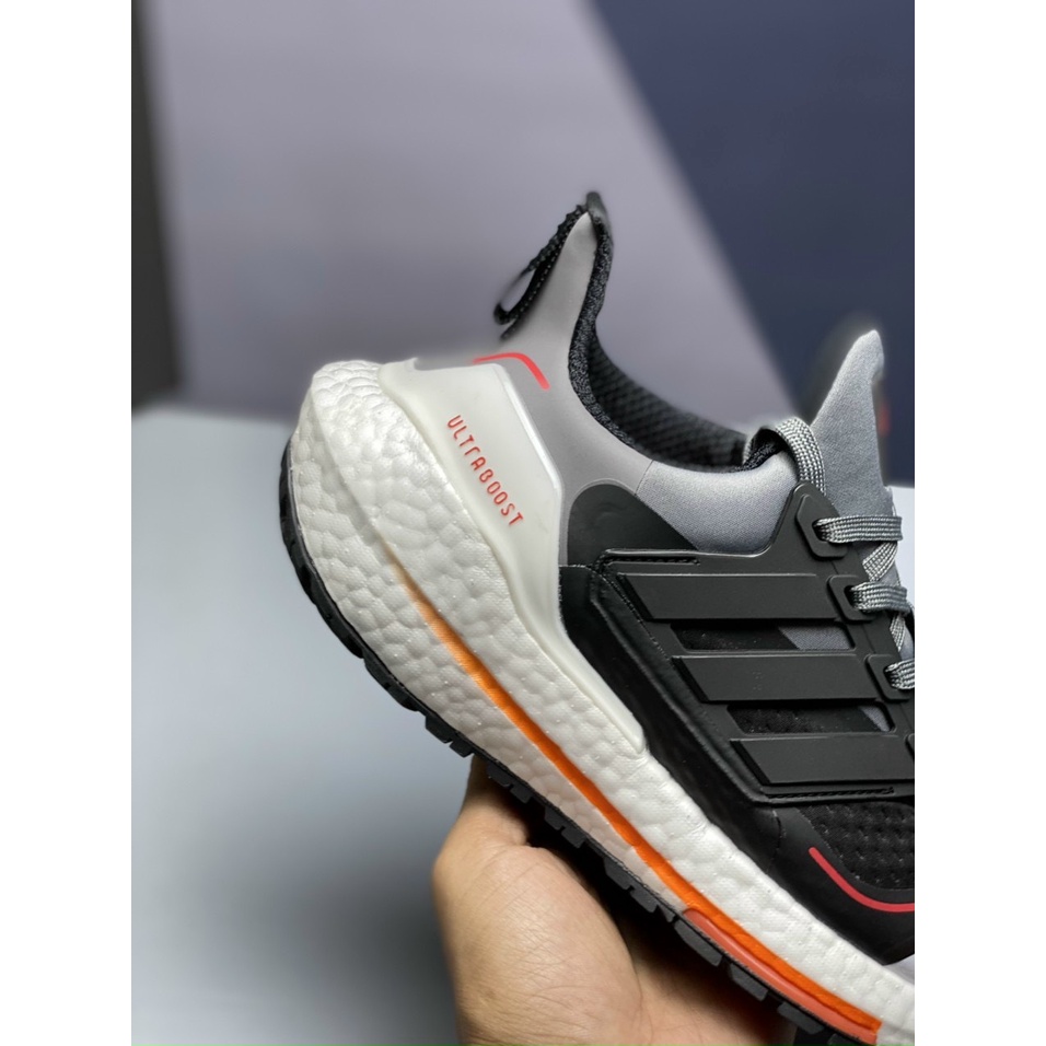 Giày thể thao ADIDAS ULTRABOOST COLD RDY