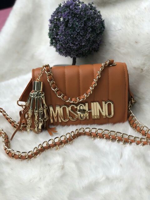 MOSCHINO Hàng mới về ít