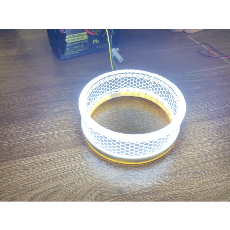 Vòng 3D Vòng BMW màu trắng