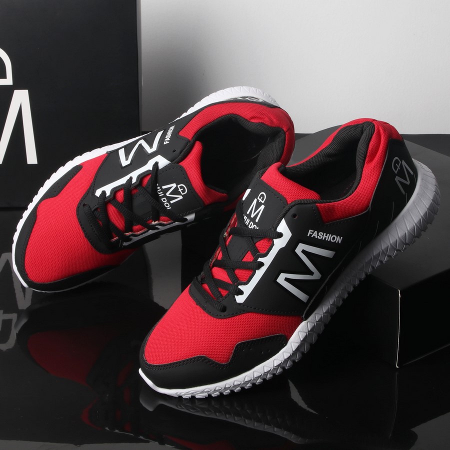 Giày thể thao nam bền đẹp chất lượng GN396 Gấu Nâu | BigBuy360 - bigbuy360.vn