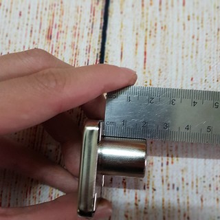 Khóa tủ đẩy, móc Evergood