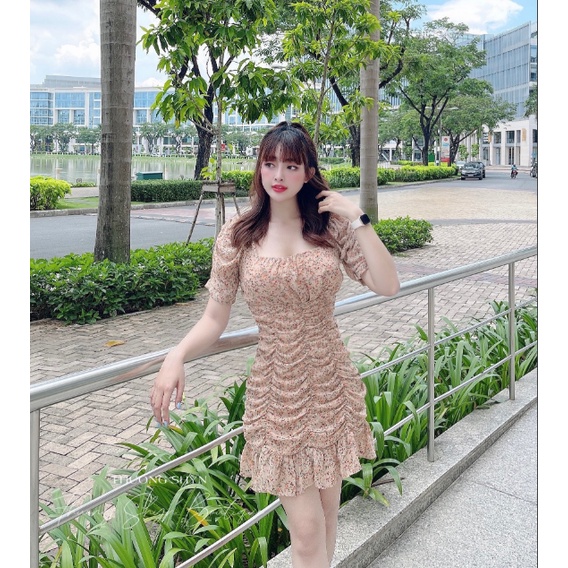 Váy voan hoa nhí cổ vuông nhúm thân C65 - Đầm ôm body điệu đà gợi cảm - Thuongshyn | BigBuy360 - bigbuy360.vn