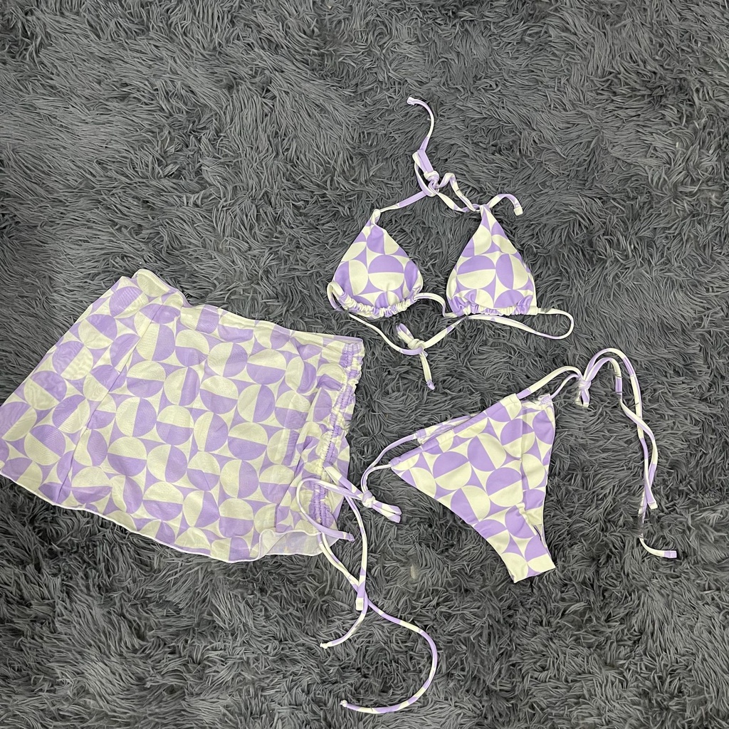 Bộ đồ bơi bikini Âu Mỹ 3 mảnh kèm váy kín đáo hoạ tiết độc đáo mẫu mới siêu gợi cảm bikini màu tím