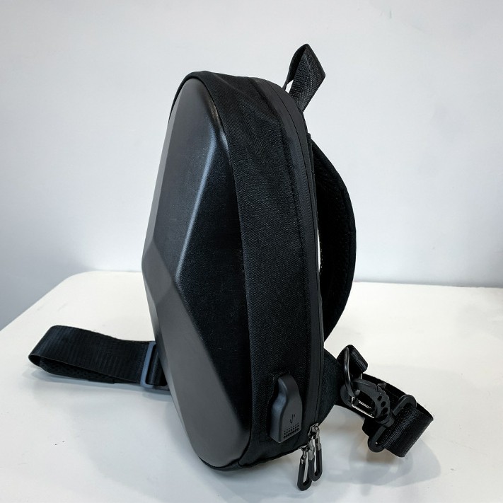 (SẴN HÀNG) Túi Đeo Chéo Nam Cổng Sạc Usb Chống Thấm Nước | BigBuy360 - bigbuy360.vn