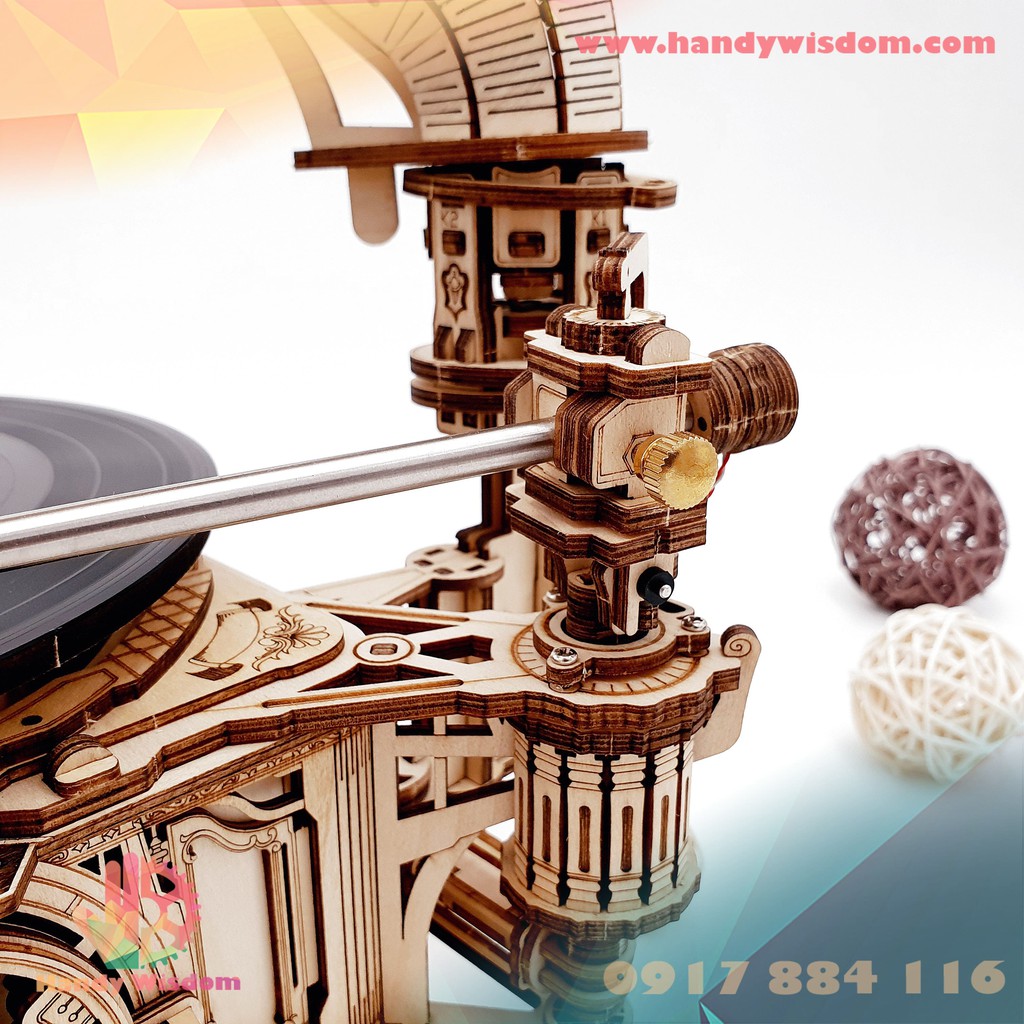 - Máy phát nhạc cổ điển - Robotime Classic Gramophone LKB01