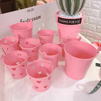 Chiếc xô mini màu hồng