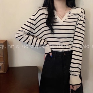Áo len kẻ ngang đen trắng cổ chữ V dài tay