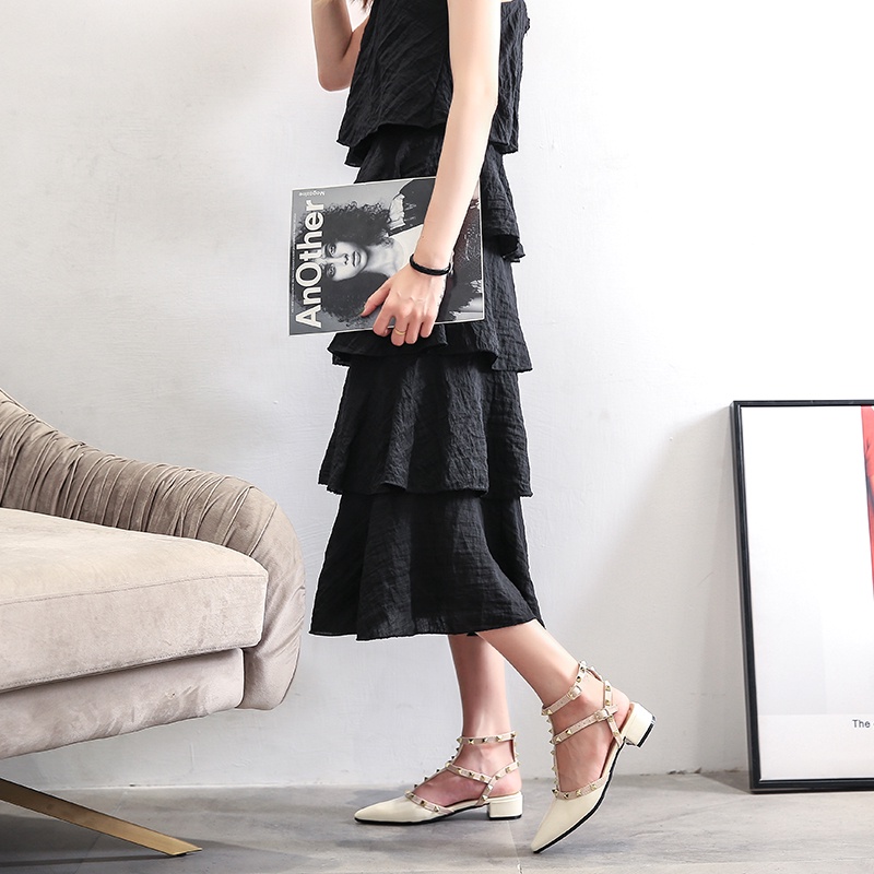 Giày Cao Gót Mũi Nhọn Bằng Da Bóng Đính Đinh Tán Thời Trang Mới Cho Nữ size 34-42