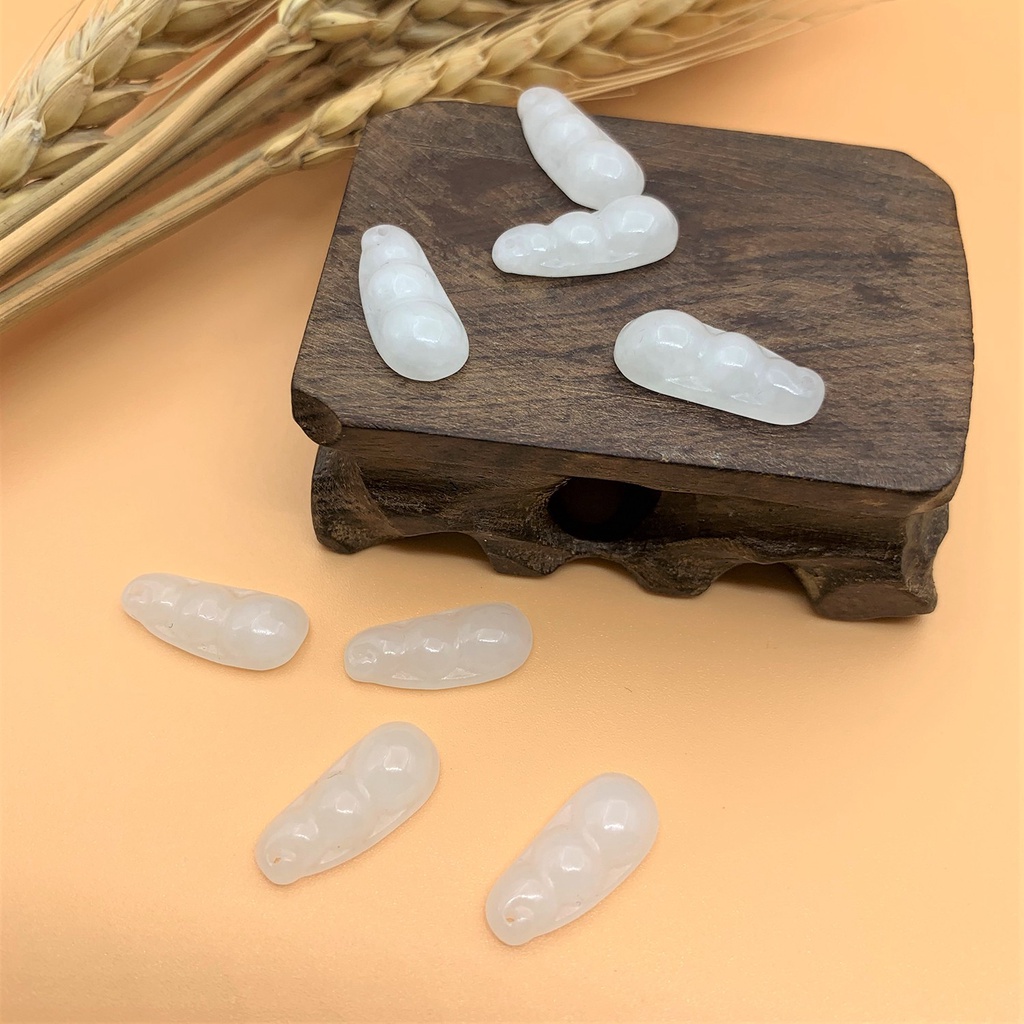 Charm đá phong thủy 3 hạt đậu bình an cỡ bé - Mã HDBN01