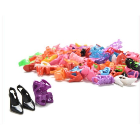 Đôi giày nhiều màu sắc cho búp bê Barbie