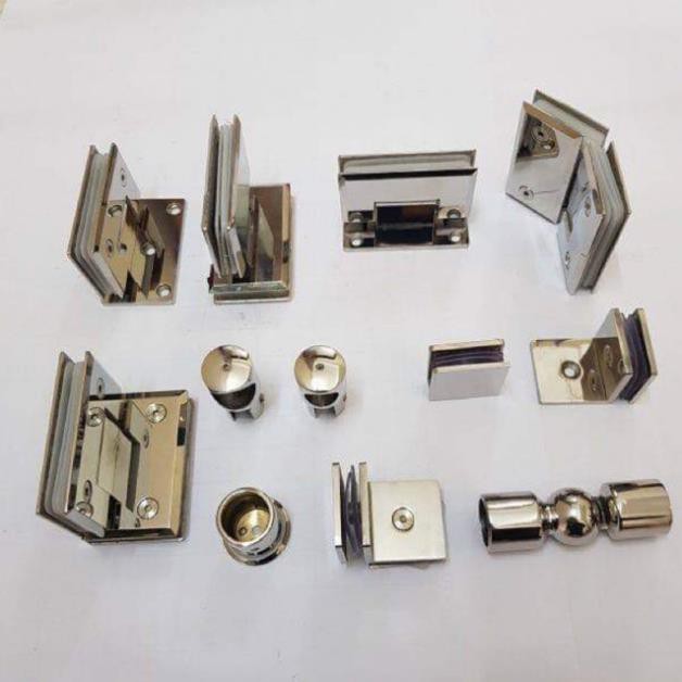 [Ảnh thật] Bản lề  phòng tắm kính