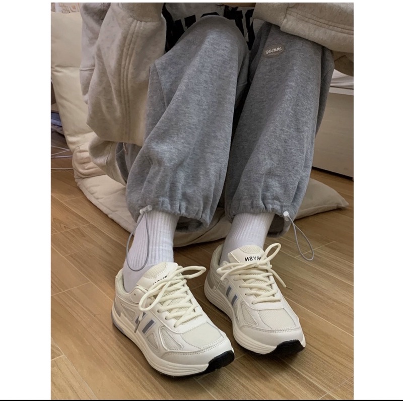 GIÀY THẾ THAO/SNEAKER 2 VẠCH BUỘC DÂY
