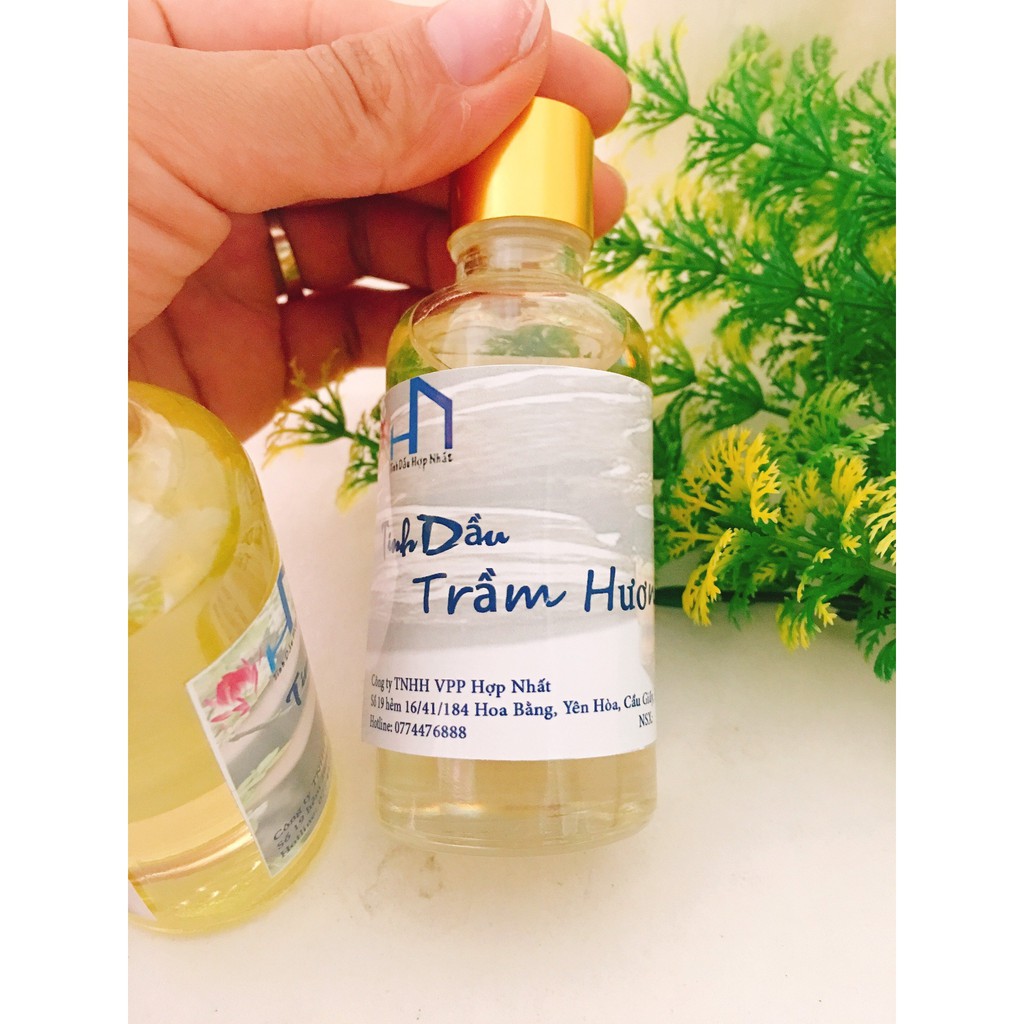 Tinh dầu xông hương Trầm Lọ 50ml