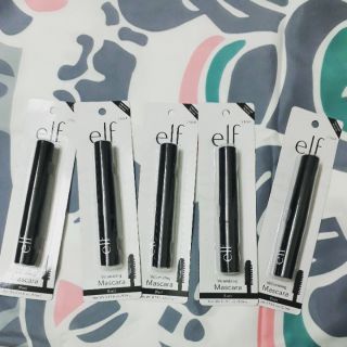 Mascara làm dày và cong mi E.L.F
