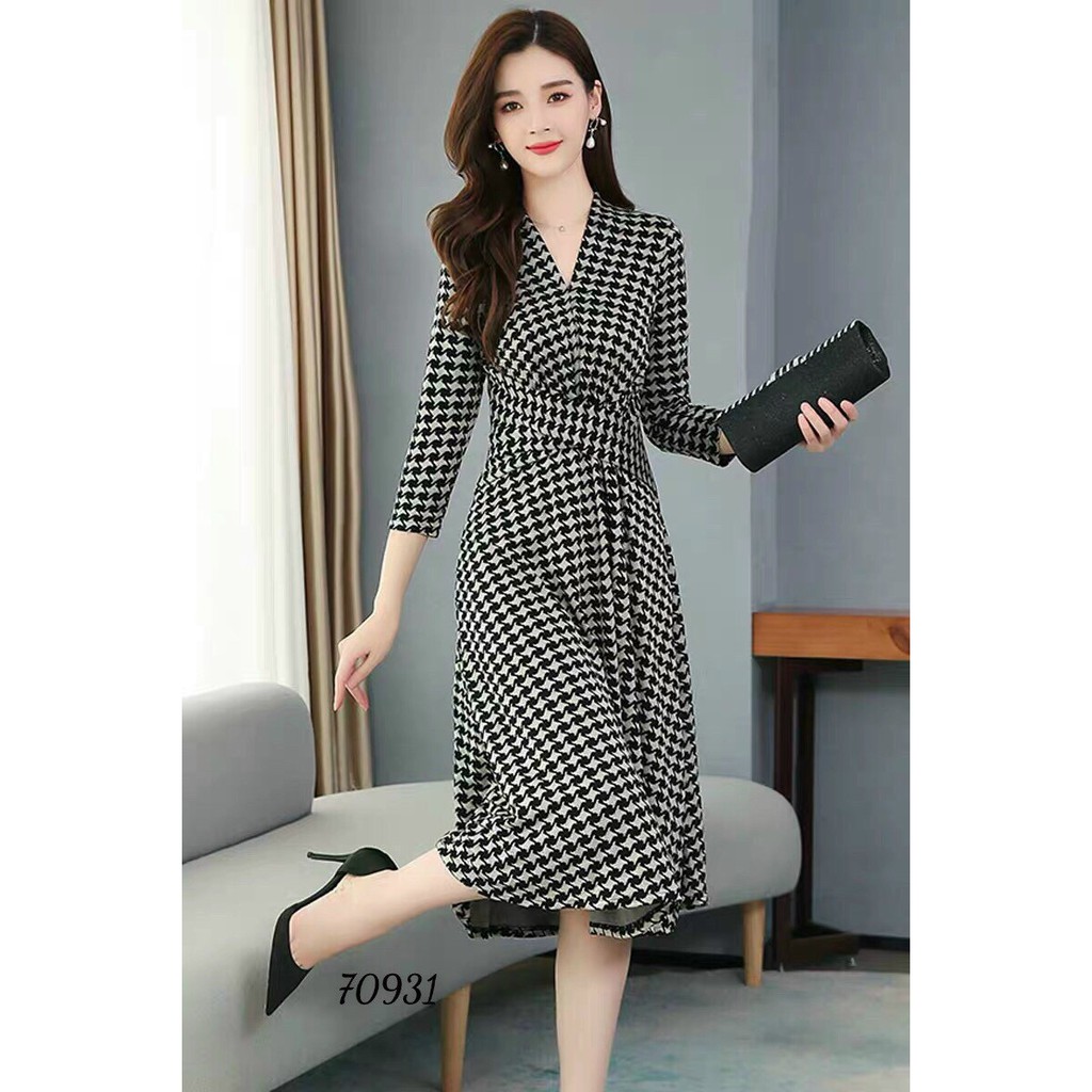 ĐẦM XÒE LỤA QUA GỐI HỌA TIẾT CỰC ĐẸP DÀNH CHO CÁC QUÝ CÔ