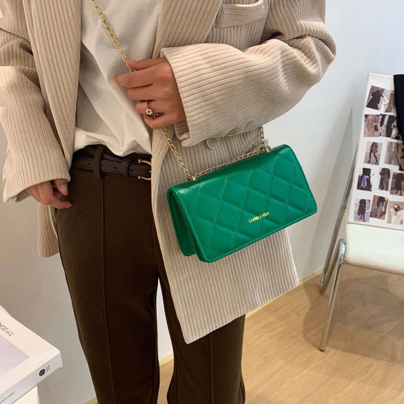 Túi Đeo Chéo Đính Đá Thời Trang Mới Năm 2022 NB00342