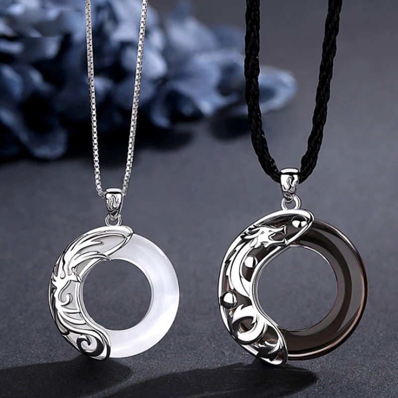 Set 2 Vòng cổ Mặt Ngọc Bích Tròn Đen Trắng Thanh Lịch Phong Cách Vintage Dành Cho Cặp Đôi