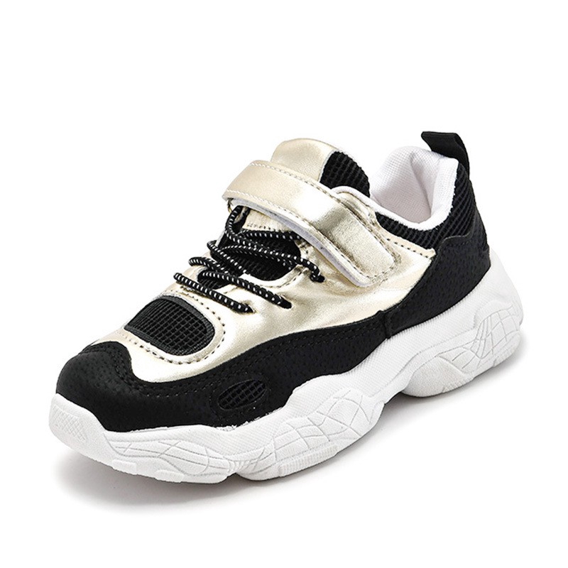 Giày thể thao chống trượt chất lượng