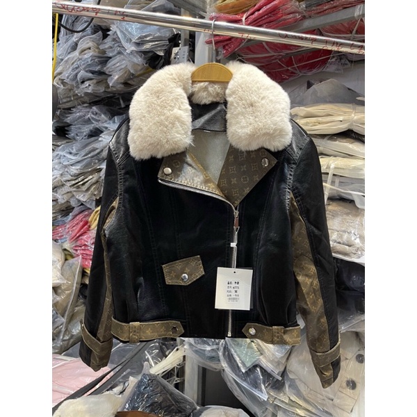 Áo khoác da nhung lót lông  hàng QC_ cổ lông tháo rời