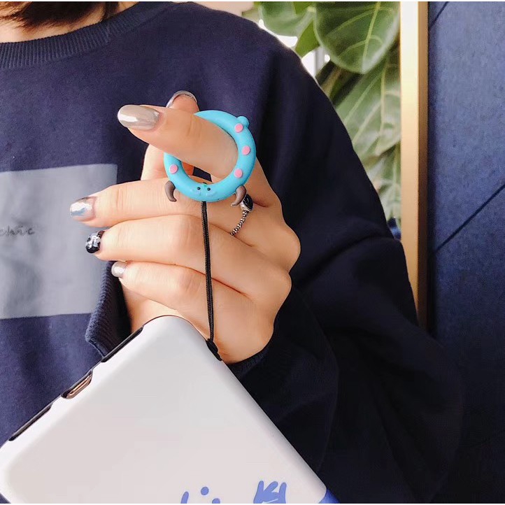 Khuyên gắn điện thoại dễ thương tiện dụng