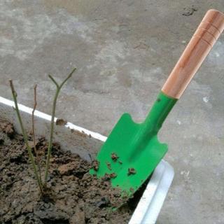 Xẻng xúc đất mini chuyên dụng cho làm vườn
