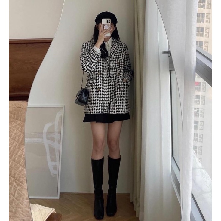 Áo khoác dạ hoạ tiết cổ vest 6 cúc hiện đại