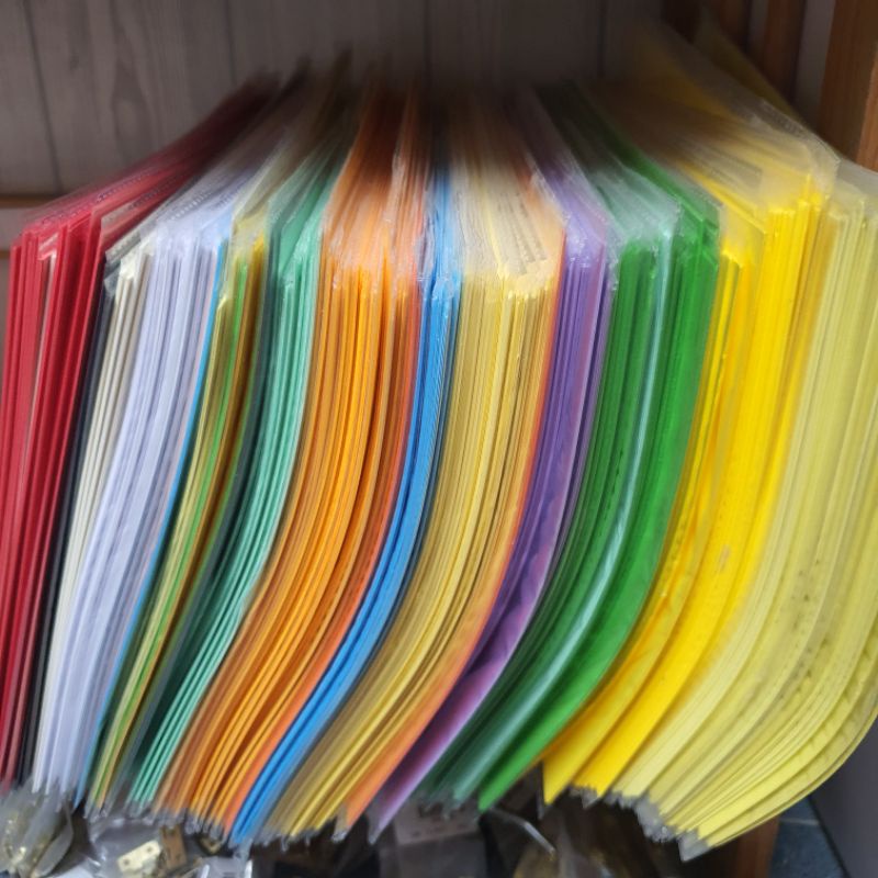 Tập 100 bìa A4 160gsm nhiều màu làm thiẹp, gấp origami....