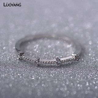 Nhẫn đính hôn mỏng dát đá thời trang cho nữ