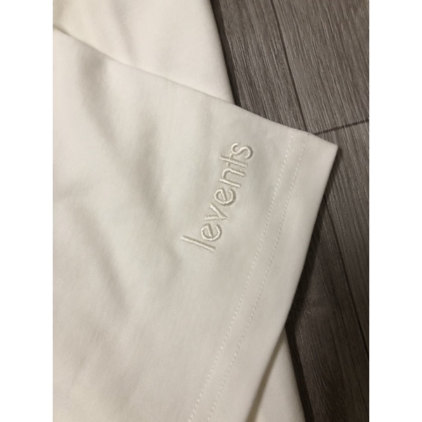 Áo Thun Levents 1 “Million” Trắng Tặng Kèm Giấy Thơm Vải Fabric