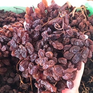 Nho khô nguyên cành Úc dòng crimson